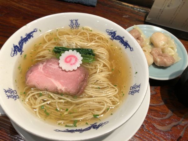 「山椒そば （肉・海老ワンタン2個）」@中華蕎麦にし乃の写真