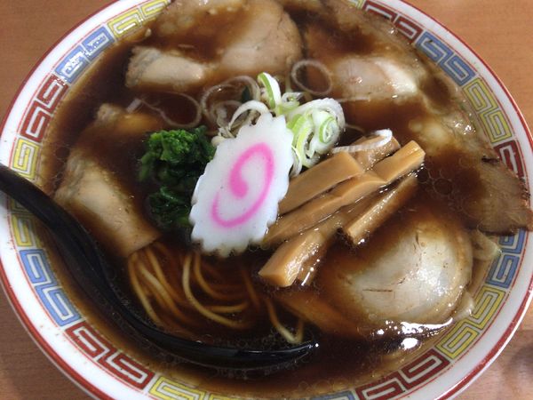 「伝・中麺硬め味ふつうチャーミックス750円」@ますや本店 台新店の写真