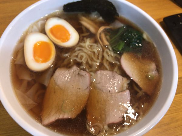 「ワンタン麺890円+味付煮卵100円」@白河ラーメン やまだの写真
