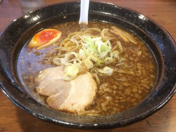 「焦がし醤油らーめん」@らーめん梵天 日光店の写真