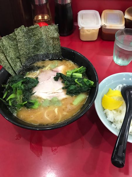 「ラーメン＋青菜」@杉田家 千葉祐光店の写真