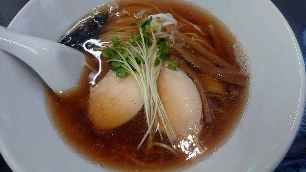 「煮干しラーメン 醤油」@ラーメン香華の写真