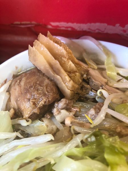 「豚ラーメン小(700円)」@ラーメン二郎 三田本店の写真