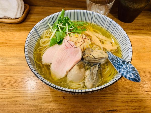 「牡蠣そば」@中華そば きなりの写真