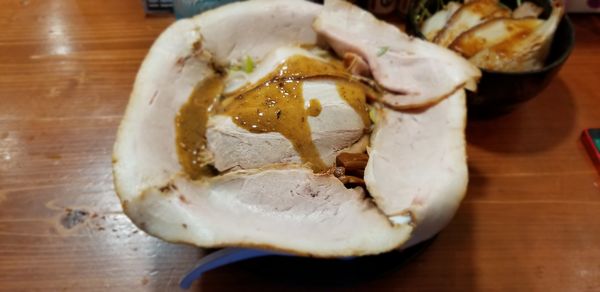 「ごくにぼMAX 900+ﾓﾓﾁｬｰｼｭｰ350+上北丼300」@長尾中華そば 東京神田店の写真