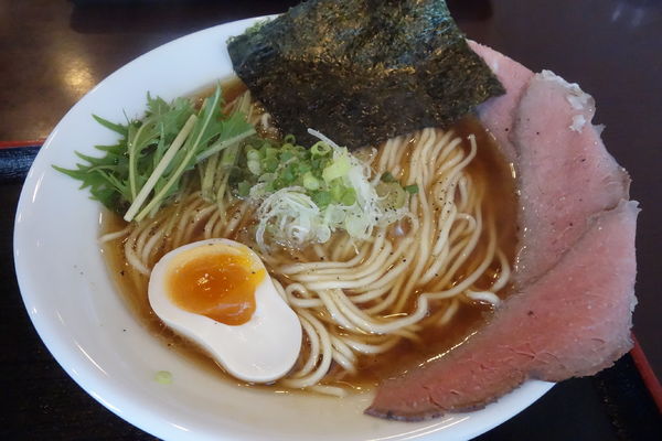 「岩手短角牛ラーメン（しょうゆ）」@麺屋 小野万 盛岡津志田店の写真