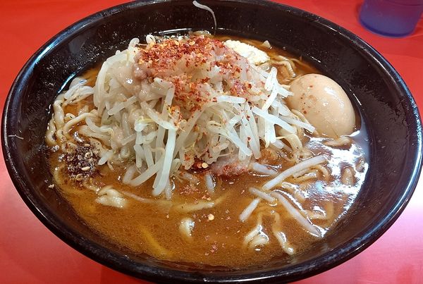 「辛いラーメン(豚2枚）味玉」@麺屋 桐龍の写真