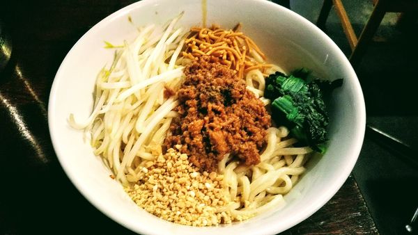 「汁無し担々麺」@自家製麺ほうきぼし 神田店の写真