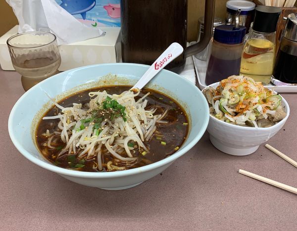「台湾ラーメン　もつ煮」@くるまやラーメン おゆみ店の写真
