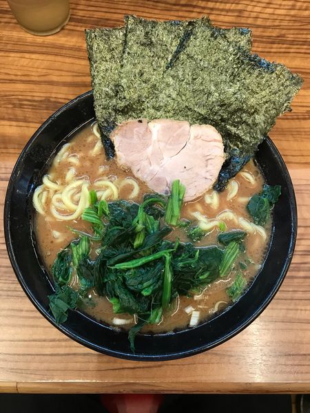「ラーメン 700円 味薄め」@横浜家系らーめん 二代目 武道家の写真