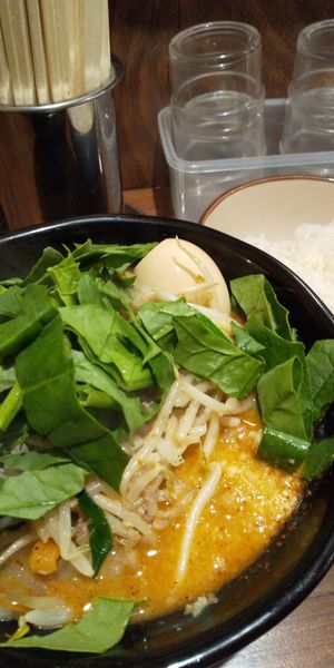 「辛味噌ラーメン(全マシ)五辛  780円」@麺や 神笑の写真