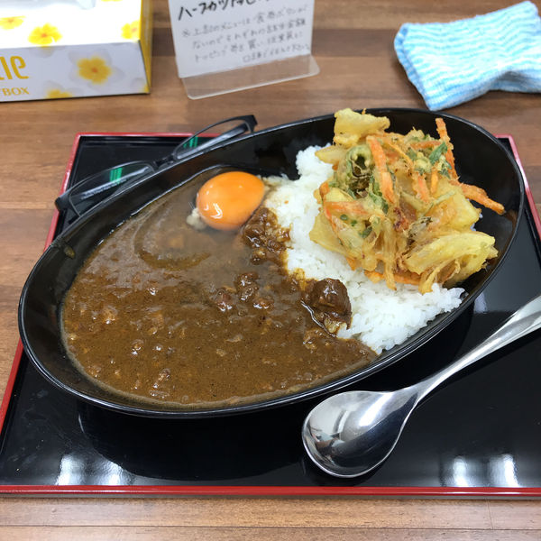 「牛すじカレー」@山長そばの写真