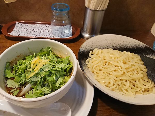 「パクチーつけ麺」@てんげんの写真