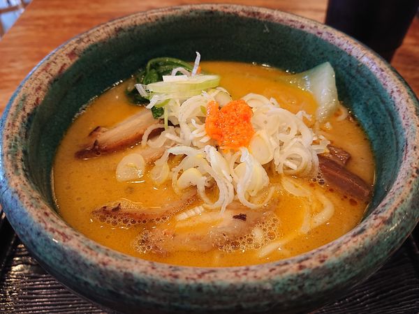 「渡り蟹の内子と上海蟹みそらぁめん(TOPチャーシュー)」@麺屋 とりくらぶの写真