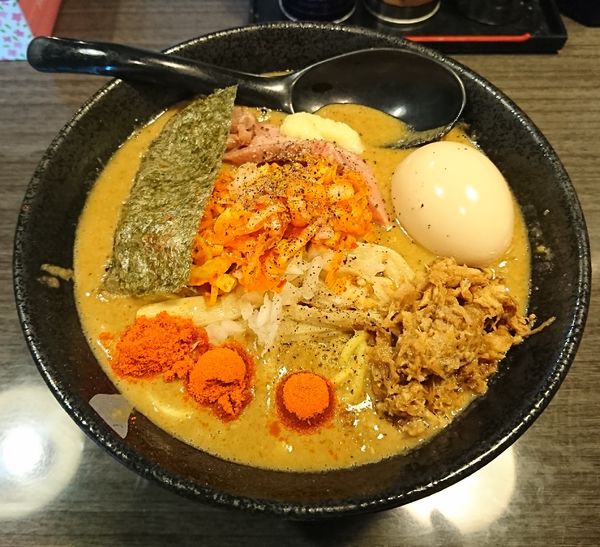 「味噌オーメン＋ほぐし豚＋味玉＋辛っれーの＋３」@つけ麺 陽の写真