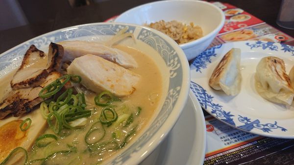 「2種アブトロ叉焼のとんこつラーメン」@バーミヤン 若葉店の写真