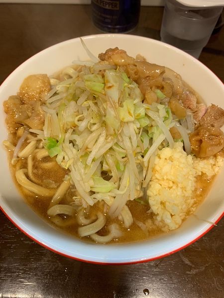 「大ラーメン全マシ」@ラーメン ゼンゼンの写真