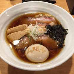 特上醤油らぁ麺