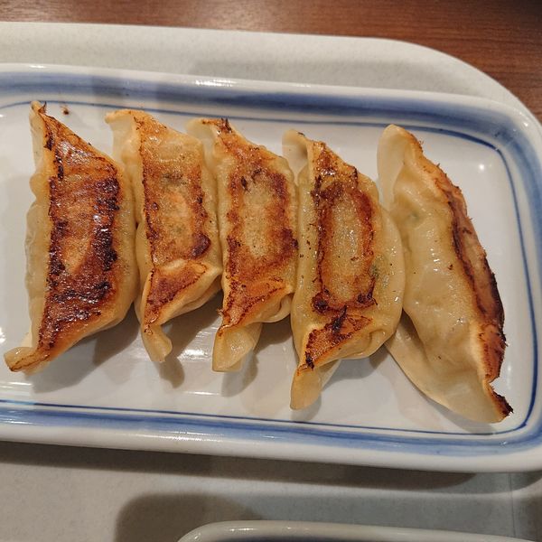 「牡蠣ちゃんぽん餃子セット759円、生ビール550円」@リンガーハット イオンフードスタイル港南台店の写真
