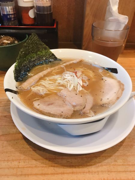 「やまふじらーめん(細麺)」@らーめん やまふじ 新大阪本店の写真