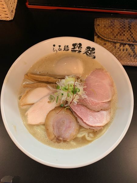 「濃厚鷄白湯そば全部のせ」@らぁ麺 飛鶏の写真