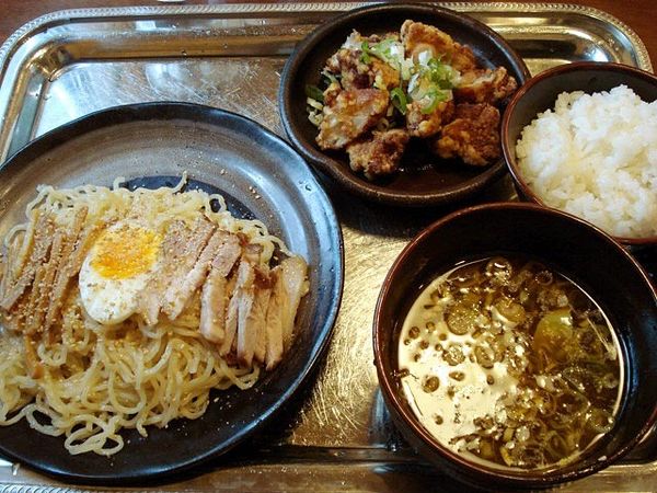 「つけ麺 長男+Bセット」@宮本屋の写真