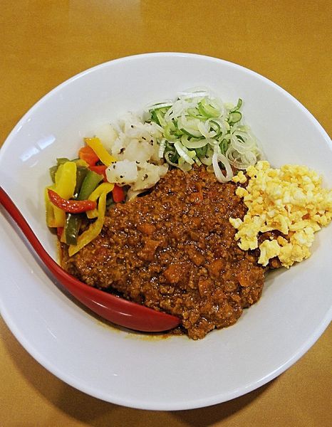 「(限定) キーマカレーまぜそば 900円」@つけめんや 泉の写真