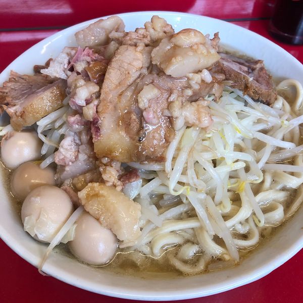 「少なめ　アブラマシ　うずら」@ラーメン二郎 西台駅前店の写真