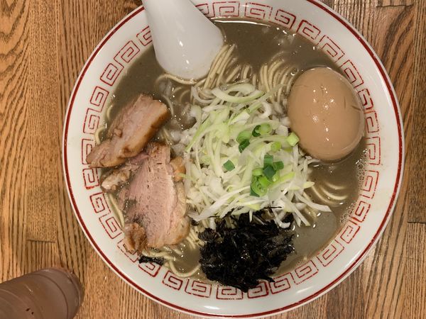 「濃厚煮干そば(820円)」@煮干中華そば専門 煮干丸の写真