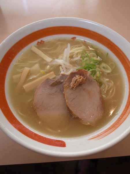 「支那そば 小盛モモ肉…550円」@支那そば 三八 田宮店の写真