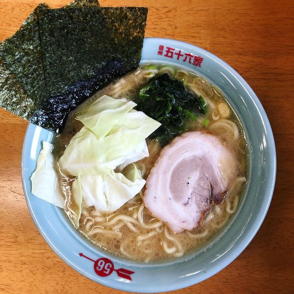 「ラーメン中盛麺かため」@信州五十六家 広丘店の写真