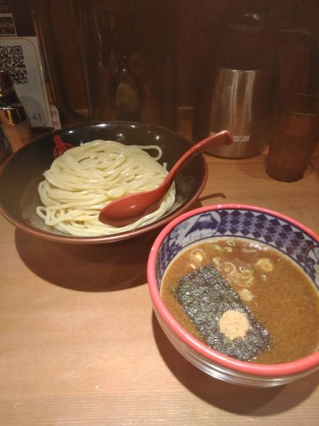 「つけ麺　中盛」@つけ麺専門店 三田製麺所 桜木町駅前店の写真