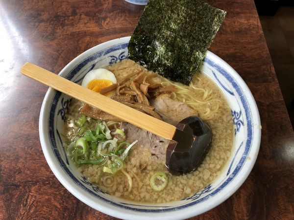 「にんにくこってりラーメン」@らーめん 八快の写真