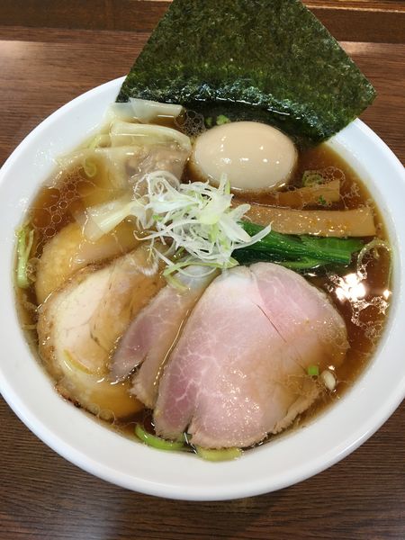 「特製醤油らーめん　炒飯 餃子」@らーめん一辰の写真