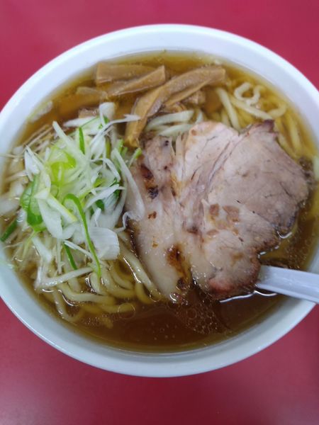 「ラーメン 800円 餃子3コ 320円」@一品香 小山の写真