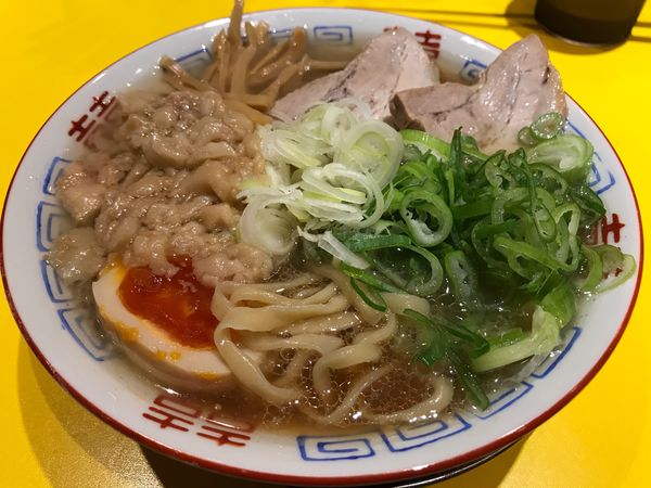 「中華そば　700円」@ラーメンパンチの写真