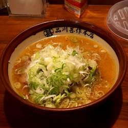 札幌すみれ風味噌ラーメン＋ネギ