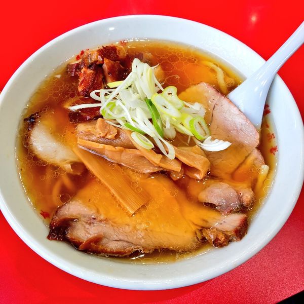 「手打ちちゃーしゅー麺 チャーシュー増し1200円」@一品香 駒生店の写真