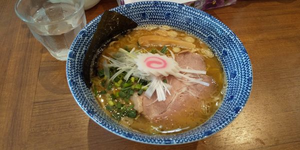 「魚介とんこつラーメン」@麺屋わおんの写真