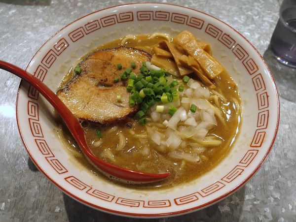 「煮干しそば ８２０円」@らーめんキッチン かえでの写真