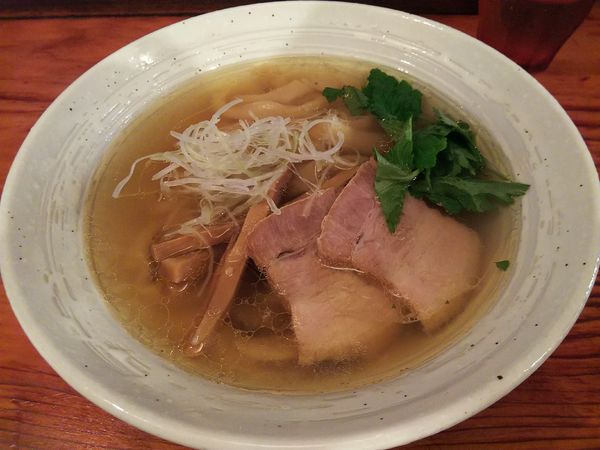 「塩らーめん」@純手打ち 麺と未来の写真