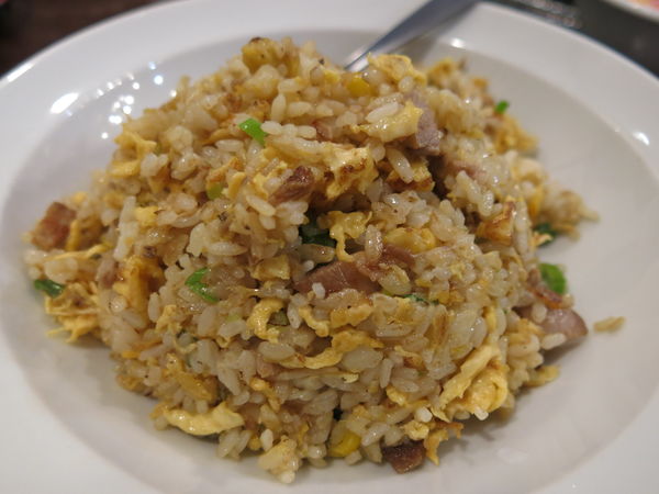 「五目チャーハン：700円」@雅亭 御徒町店の写真