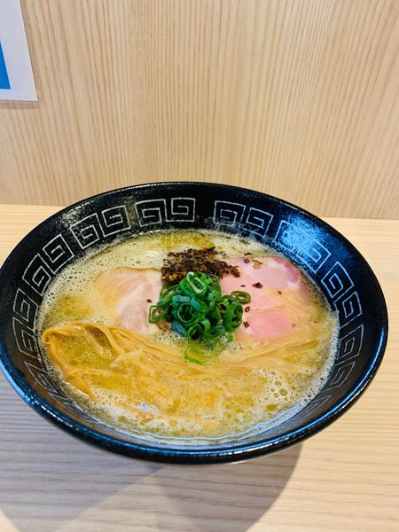 「白湯らぁめん」@中村麺三郎商店の写真