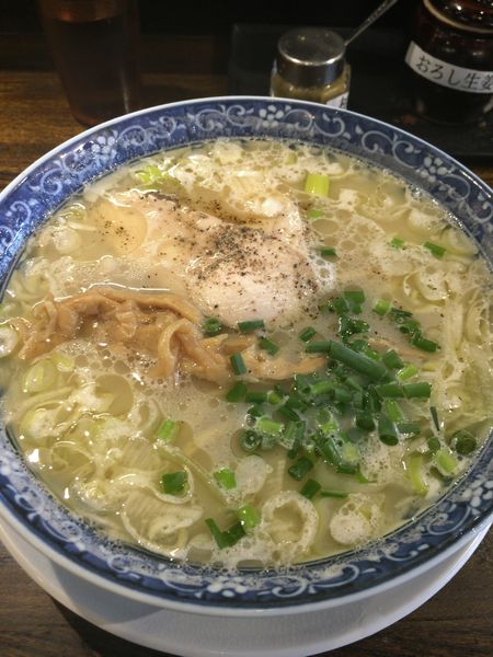 「濃厚鶏そば（塩）」@鶏そば・つけそば ごろいちの写真