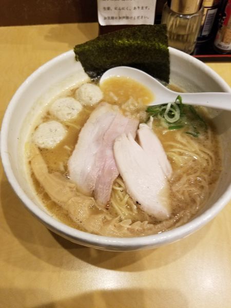 「濃厚鶏白湯　醤油」@らーめん 銀杏 松戸店の写真