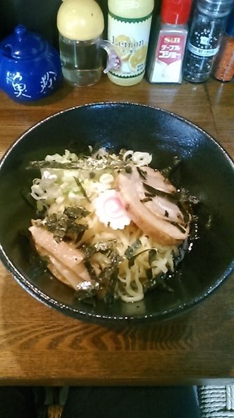 「油そば ラーパス カクテキ」@油そば 静の写真