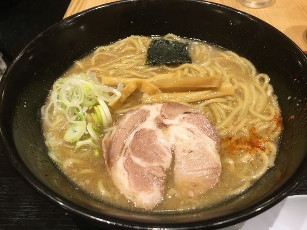 「ラーメン」@舎鈴 キュービックプラザ新横浜店の写真