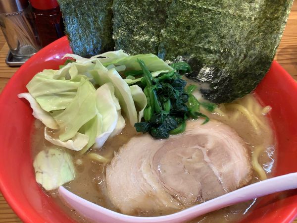 「やばいラーメン 820円」@圭一屋 本店の写真