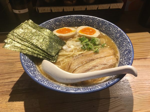 「特製濃厚煮干し中華そば」@煮干し中華そば 麺屋 銀星 高円寺の写真