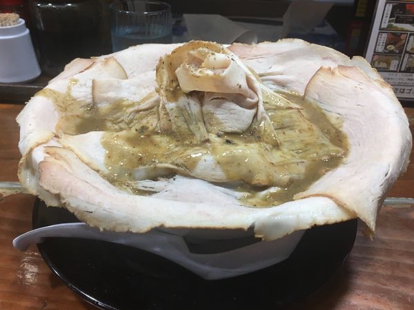 「ごくにぼＭＡＸ 花びらチャーシュー」@長尾中華そば 東京神田店の写真